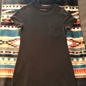 super cute t shirt dress!